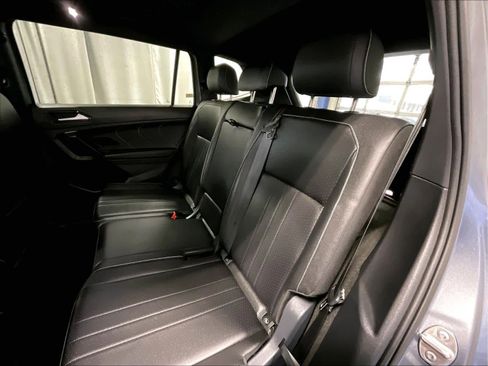 Used 2024 Volkswagen Tiguan SE R-Line image 15