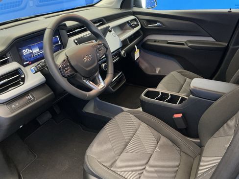 New 2027 Chevrolet Bolt LT FWD image 9