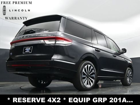 Used 2022 Lincoln Navigator Reserve RWD image 28