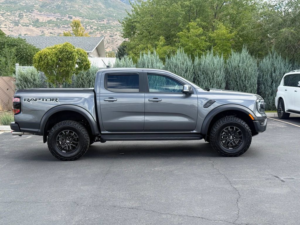 Used 2025 Ford Ranger Raptor AWD/4WD image 7