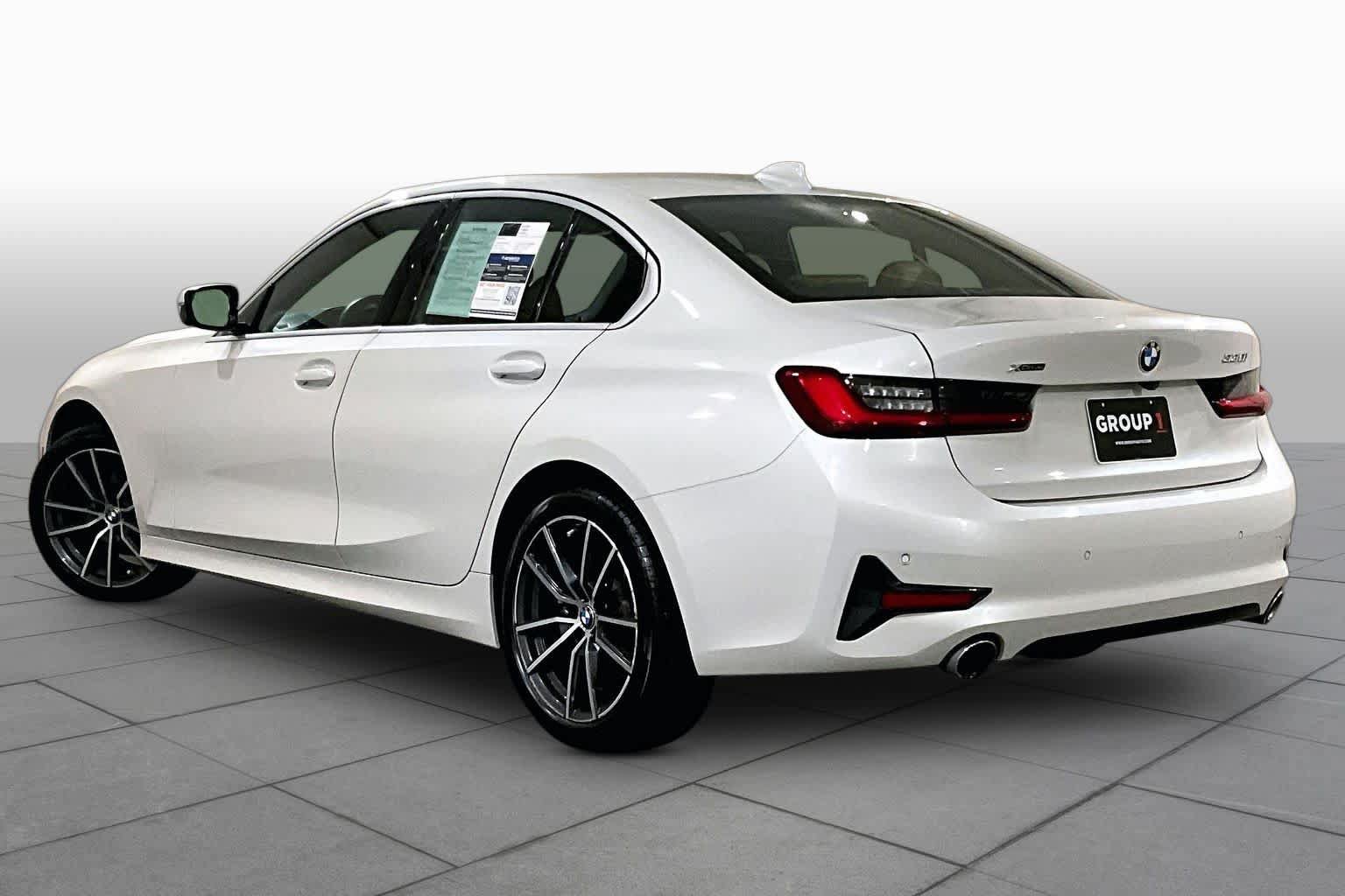 Used 2020 BMW 330i xDrive Sedan w/ Convenience Package AWD/4WD image 11