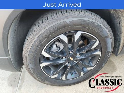 Used 2021 Chevrolet TrailBlazer LT w/ Convenience Package image 15