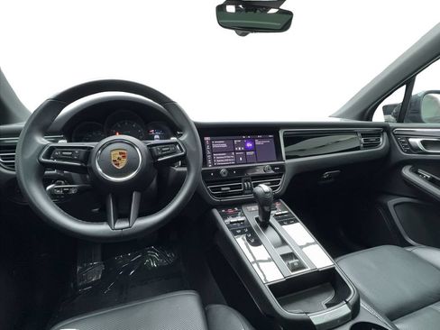 Used 2024 Porsche Macan Turbo AWD/4WD image 34