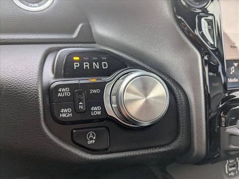 Used 2023 RAM 1500 Laramie AWD/4WD image 13