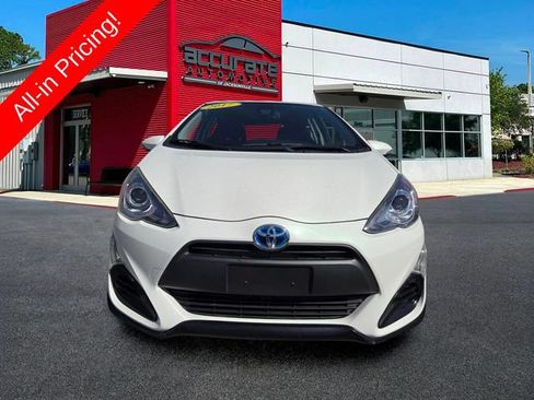 Used 2017 Toyota Prius C Three FWD image 8