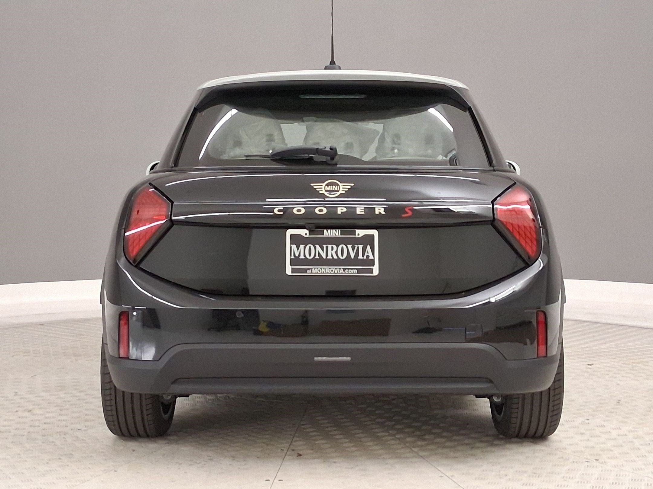 New 2026 MINI Cooper S FWD image 7
