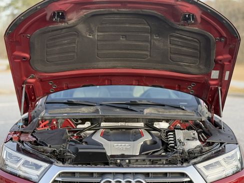 Used 2018 Audi SQ5 Prestige w/ Prestige Package image 49