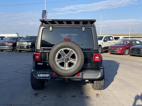 Used 2019 Jeep Wrangler Unlimited Sahara w/ Safety Group image 6