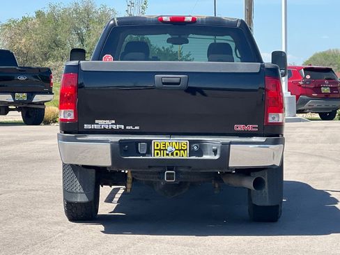 Used 2008 GMC Sierra 2500 SLE w/ SLE2 Preferred Package RWD image 5