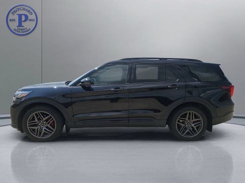 Used 2026 Ford Explorer ST AWD/4WD image 4