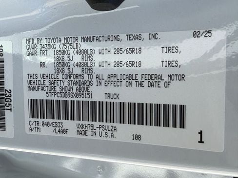 Certified 2025 Toyota Tundra TRD Pro AWD/4WD image 28