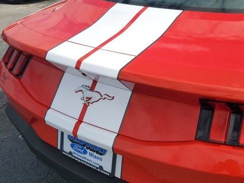 Used 2024 Ford Mustang Coupe RWD image 8