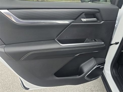 New 2026 GMC Acadia Elevation image 13