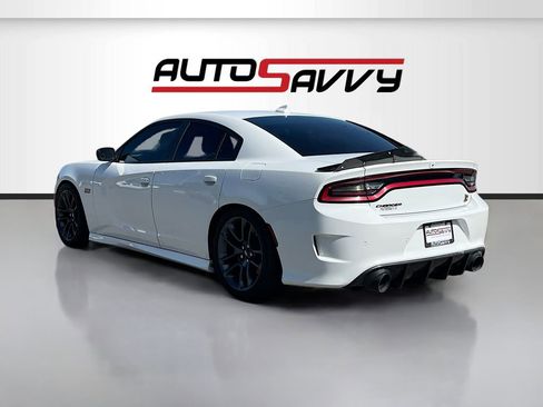 Used 2023 Dodge Charger Scat Pack w/ Plus Group RWD image 5