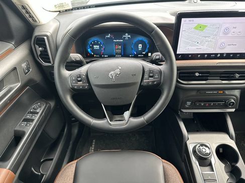 Used 2025 Ford Bronco Sport Outer Banks w/ Outer Banks Tech Package+ AWD/4WD image 13