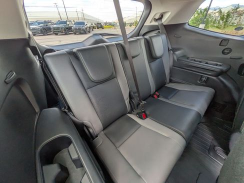 Used 2024 Subaru Ascent Onyx Edition w/ Popular Package Onyx AWD/4WD image 30