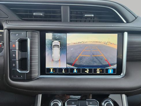 Used 2021 GMC Yukon XL Denali w/ Denali Premium Package image 39