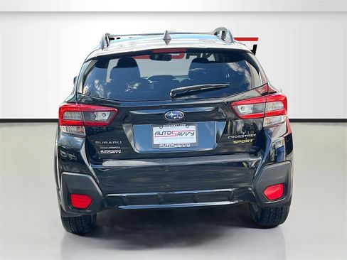 Used 2021 Subaru Crosstrek 2.5i Sport w/ Moonroof Package image 6