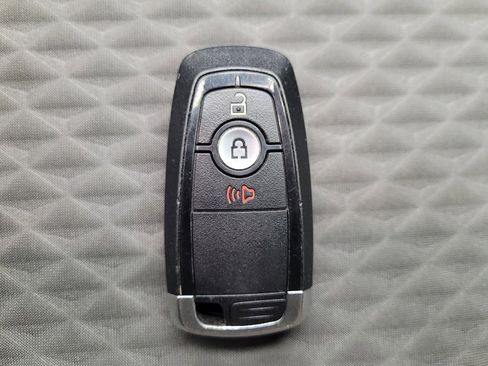 Used 2021 Ford Escape SE FWD image 32