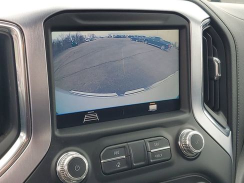 Used 2020 GMC Sierra 1500 SLE w/ SLE Value Package image 18