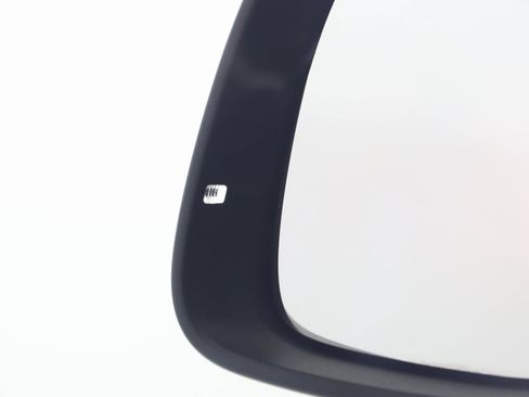 Used 2025 Volkswagen ID. Buzz Pro S image 27