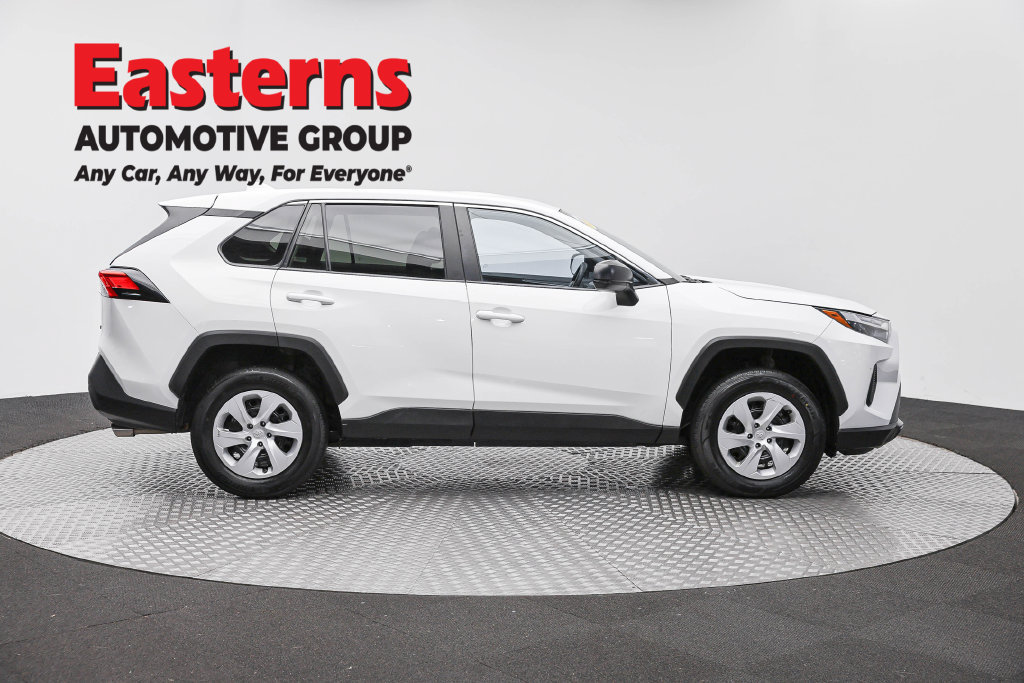 Used 2025 Toyota RAV4 LE FWD image 5