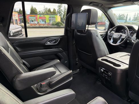 Used 2021 GMC Yukon SLT w/ SLT Luxury Plus Package image 23