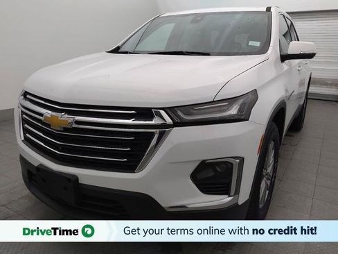 Used 2023 Chevrolet Traverse LT FWD image 1