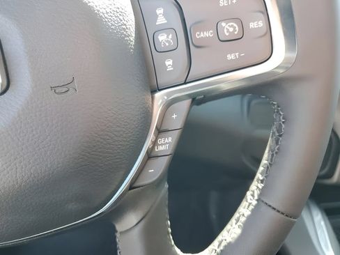 New 2025 RAM 2500 Laramie AWD/4WD image 45