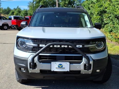 New 2026 Ford Bronco Sport Outer Banks w/ Sasquatch Outer Banks Package AWD/4WD image 3