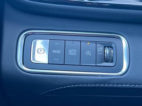 Used 2026 Buick Enclave Sport Touring w/ Power Package FWD image 41