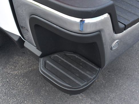 New 2026 Ford F350 Lariat w/ FX4 Off-Road Package image 33