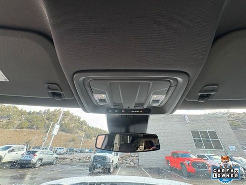 Used 2025 GMC Sierra 1500 Elevation image 22