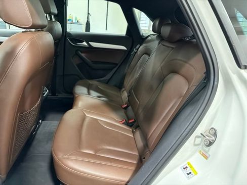 Used 2018 Audi Q3 2.0T Premium FWD image 31