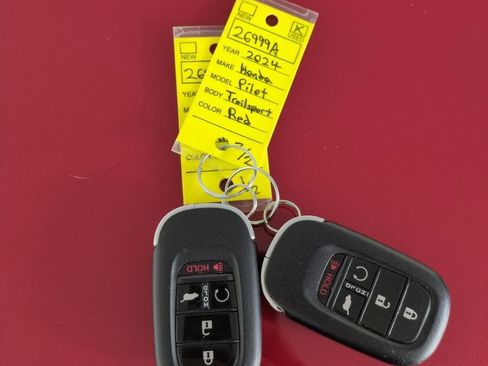 Certified 2024 Honda Pilot TrailSport image 32
