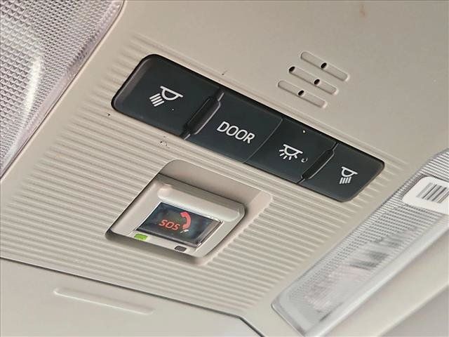 Used 2025 Toyota RAV4 LE AWD/4WD image 20