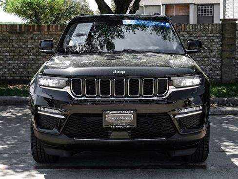 Used 2022 Jeep Grand Cherokee Limited image 11