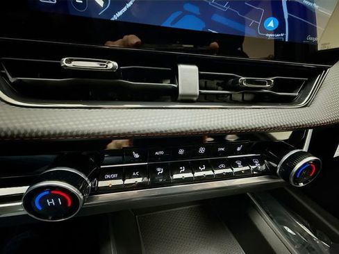 New 2026 Chevrolet Equinox RS w/ LPO, Floor Liner Package image 17