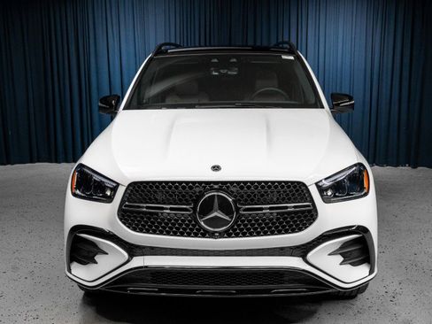 New 2026 Mercedes-Benz GLE 450 4MATIC image 2