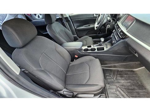 Used 2019 Kia Optima LX image 14