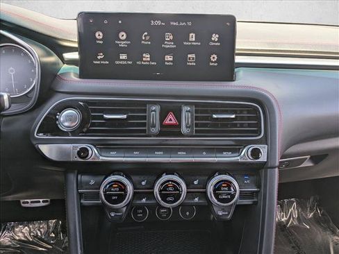 Used 2023 Genesis G70 2.0T w/ Sport Prestige Package RWD image 15