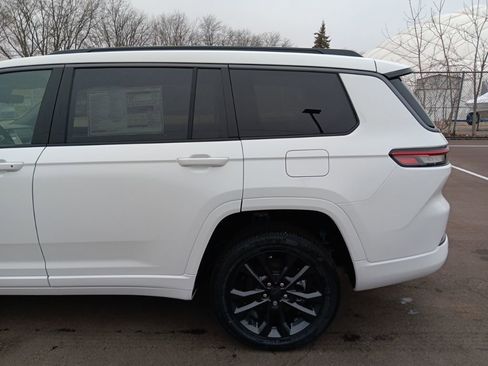 New 2026 Jeep Grand Cherokee L Limited image 3