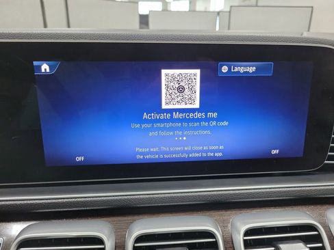 Used 2024 Mercedes-Benz GLE 350 GLE 350 w/ 3rd Row Seat Package image 8