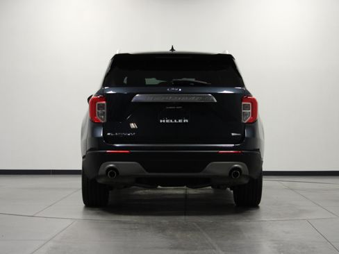 Used 2022 Ford Explorer Platinum w/ Technology Package RWD image 5