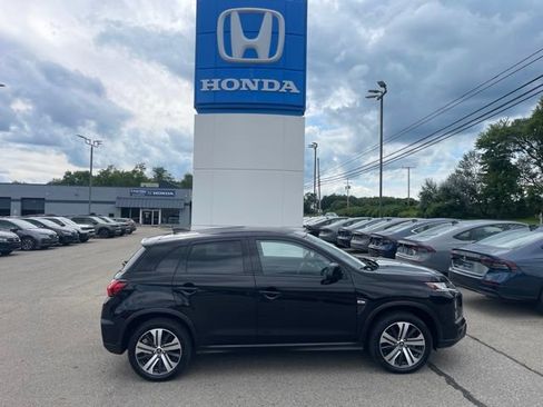 Used 2023 Mitsubishi Outlander Sport AWD image 2