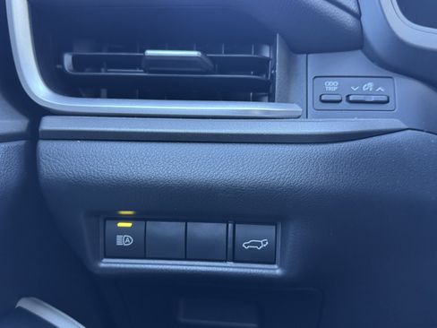 Used 2025 Toyota Grand Highlander XLE image 33