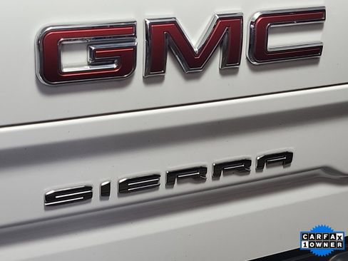 Used 2021 GMC Sierra 1500 SLT w/ SLT Premium Plus Package image 9