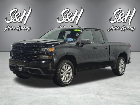Used 2021 Chevrolet Silverado 1500 Custom AWD/4WD image 14