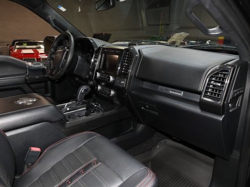 Used 2020 Ford F150 Lariat w/ Equipment Group 502A Luxury AWD/4WD image 42