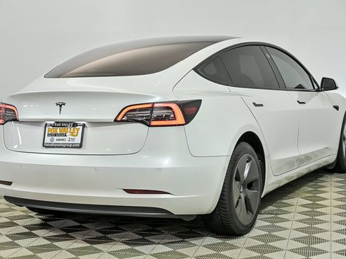 Used 2021 Tesla Model 3 Standard Range Plus RWD image 8